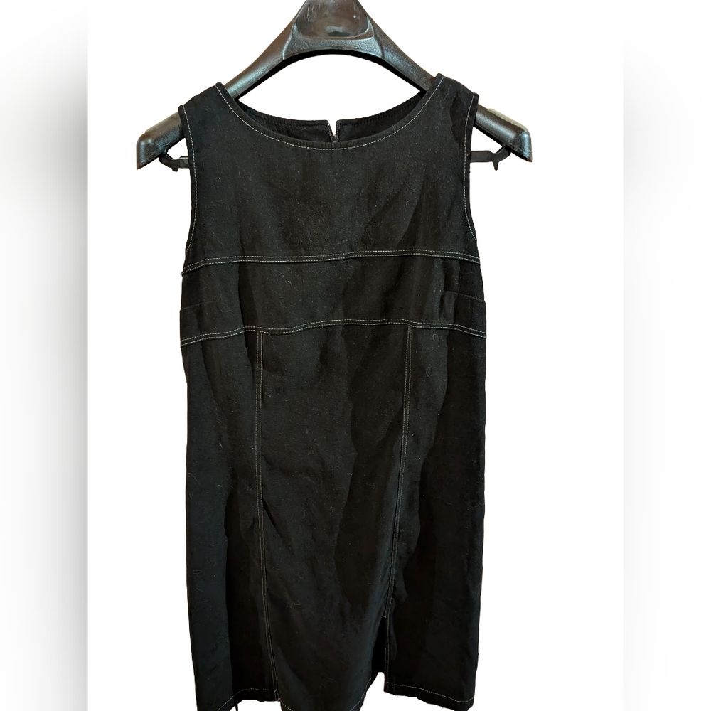 2/22$Bali Black Sleeveless Dress